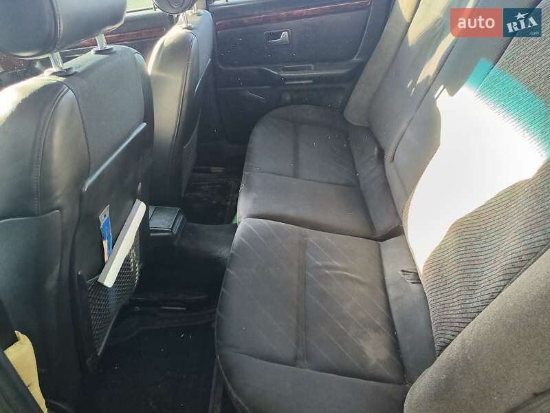 Седан Audi 80 1993 в Запорожье