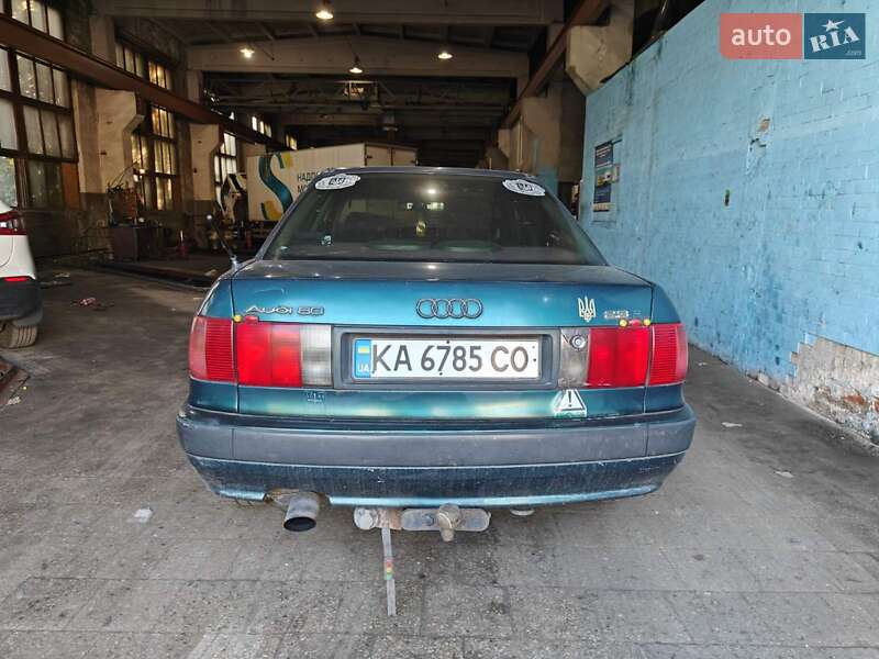 Седан Audi 80 1992 в Киеве фото 4 Седан Audi 80 1992 в Киеве