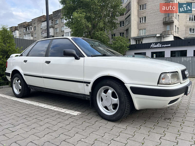 Audi 80