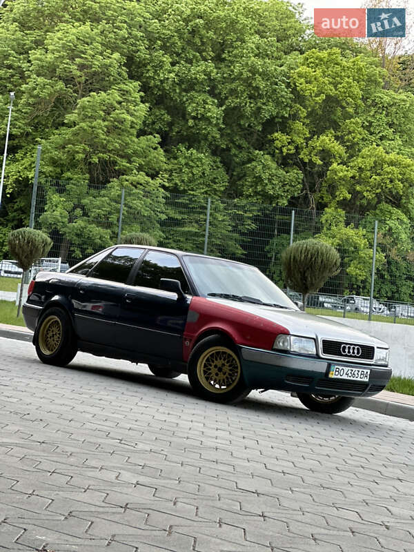 Audi 80