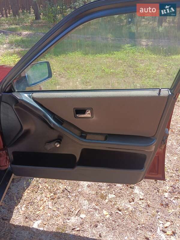 Седан Audi 80 1991 в Мерефа