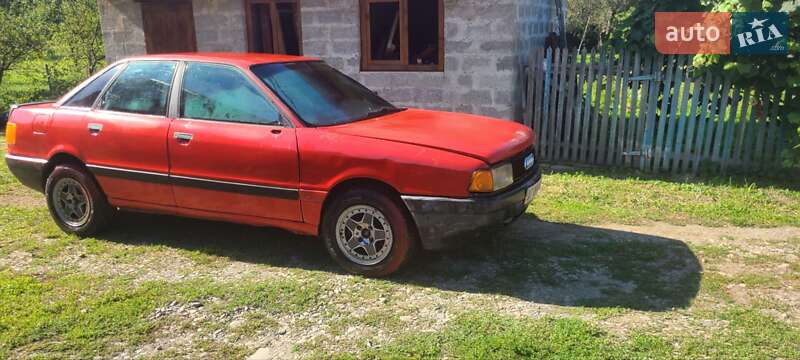 Седан Audi 80 1989 в Вижнице