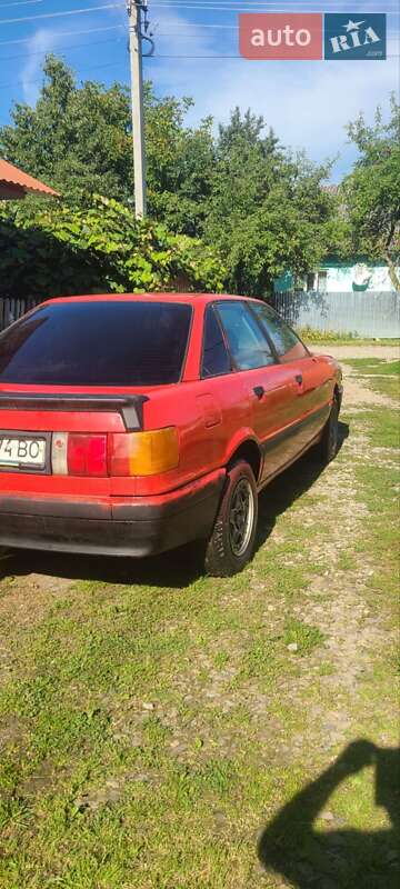 Седан Audi 80 1989 в Вижнице