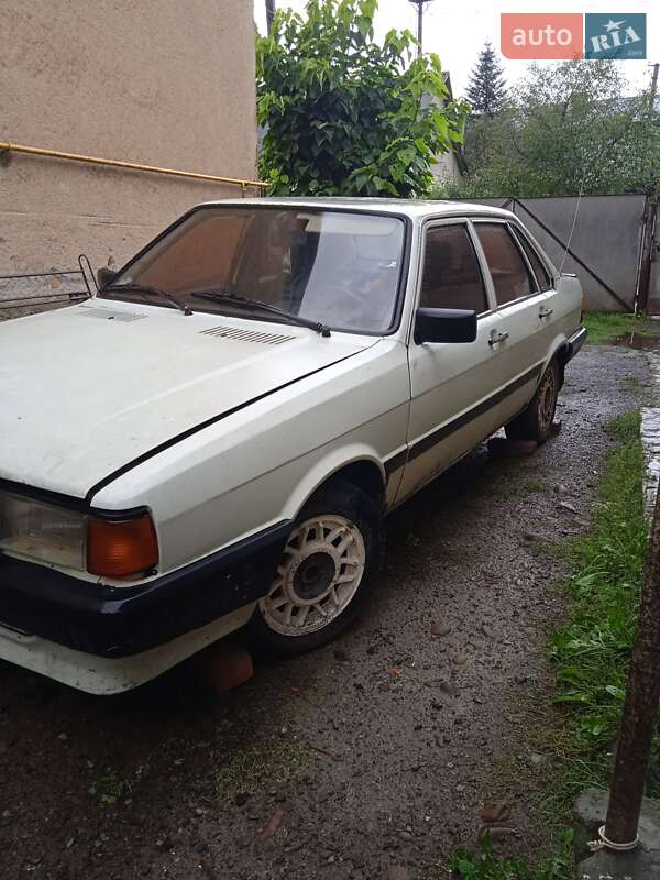 Audi 80