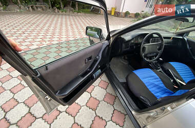 Седан Audi 80 1989 в Береговому