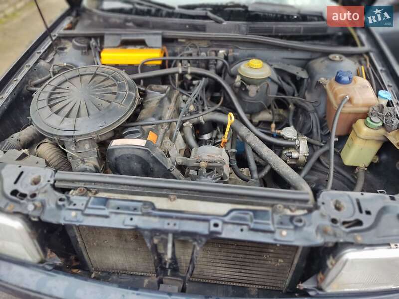 Седан Audi 80 1992 в Киеве