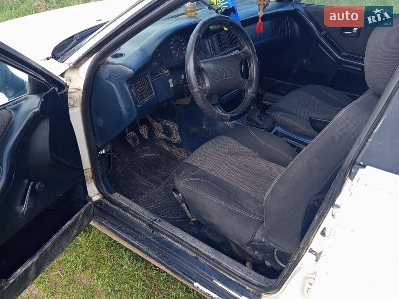 Седан Audi 80 1988 в Тульчині