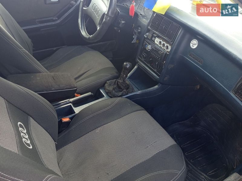 Седан Audi 80 1988 в Тульчині