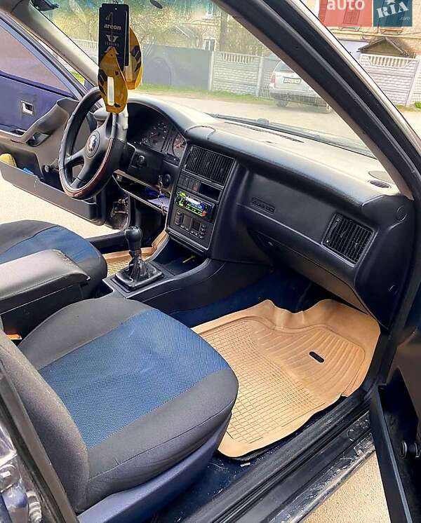 Audi 80