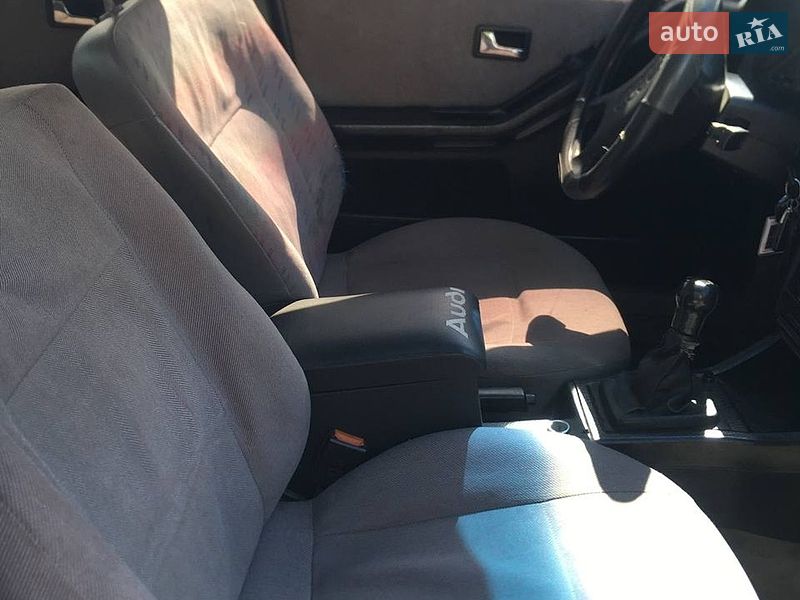 Седан Audi 80 1988 в Владимире