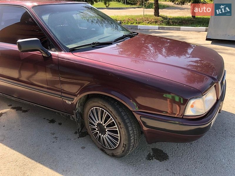 Седан Audi 80 1993 в Заболотові