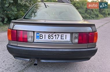 Седан Audi 80 1988 в Глобине