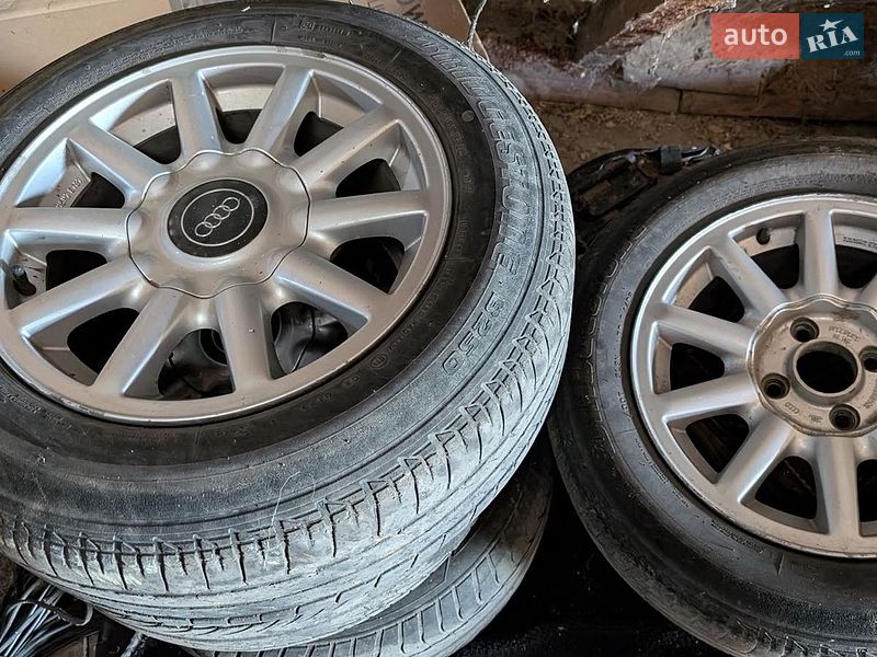 Седан Audi 80 1988 в Глобине
