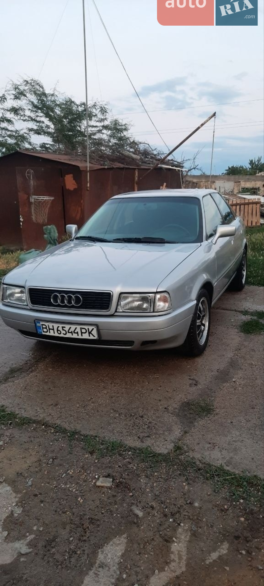 Audi 80 1988 VIN WAUZZZ89ZJA163886 фото оголошення 4 з 15