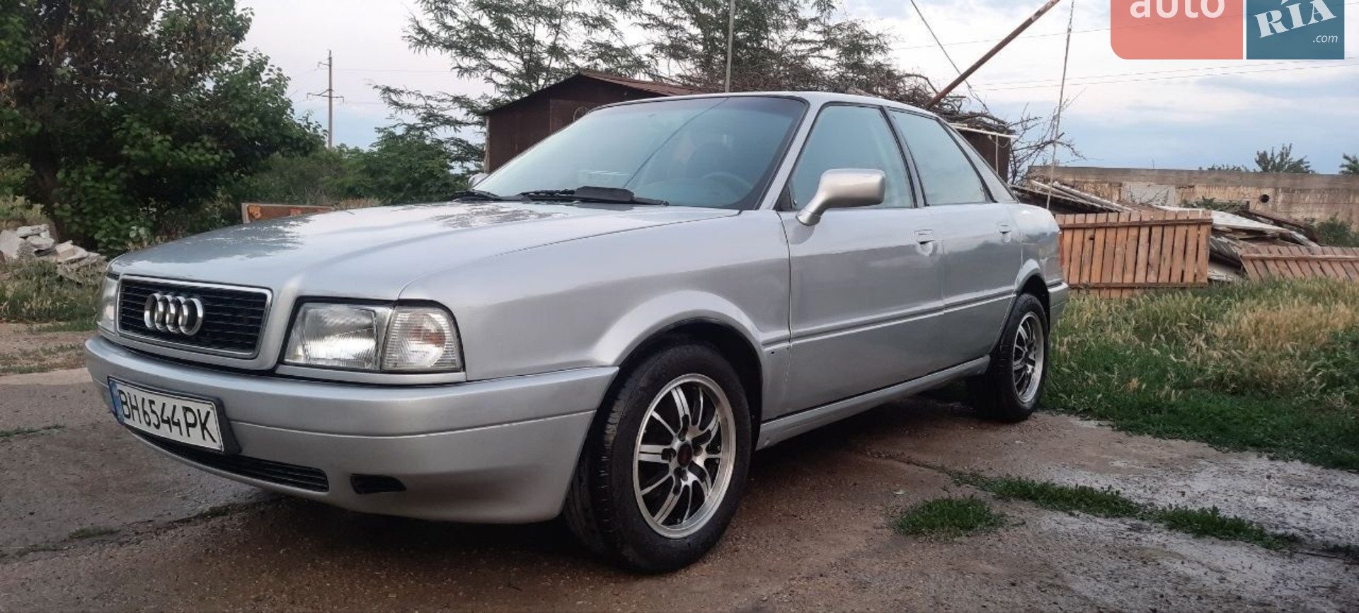 Audi 80 1988 VIN WAUZZZ89ZJA163886 фото оголошення 9 з 15