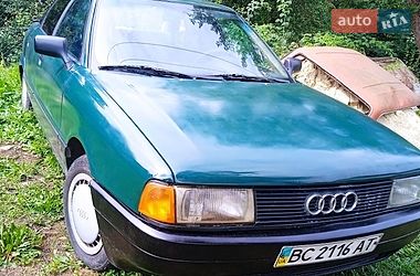 Седан Audi 80 1987 в Долине Седан Audi 80 1987 в Долине
