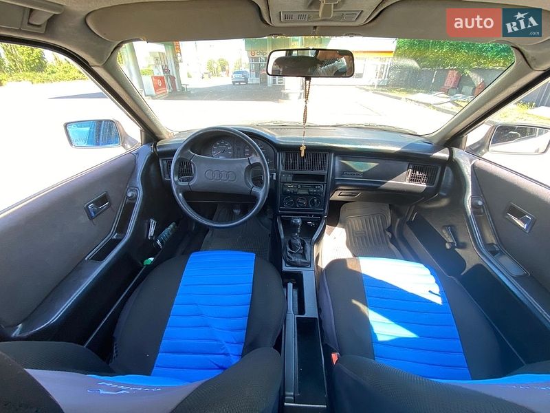 Седан Audi 80 1989 в Берегово