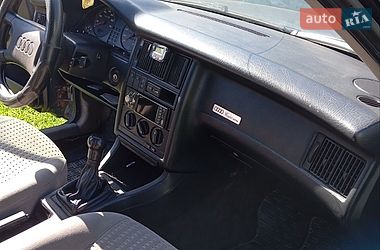 Седан Audi 80 1990 в Верховец