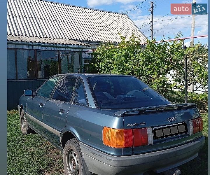 Седан Audi 80 1990 в Верховец