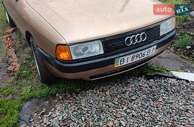 Седан Audi 80 1987 в Лубнах