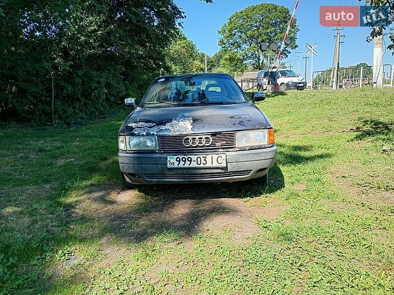 Audi 80