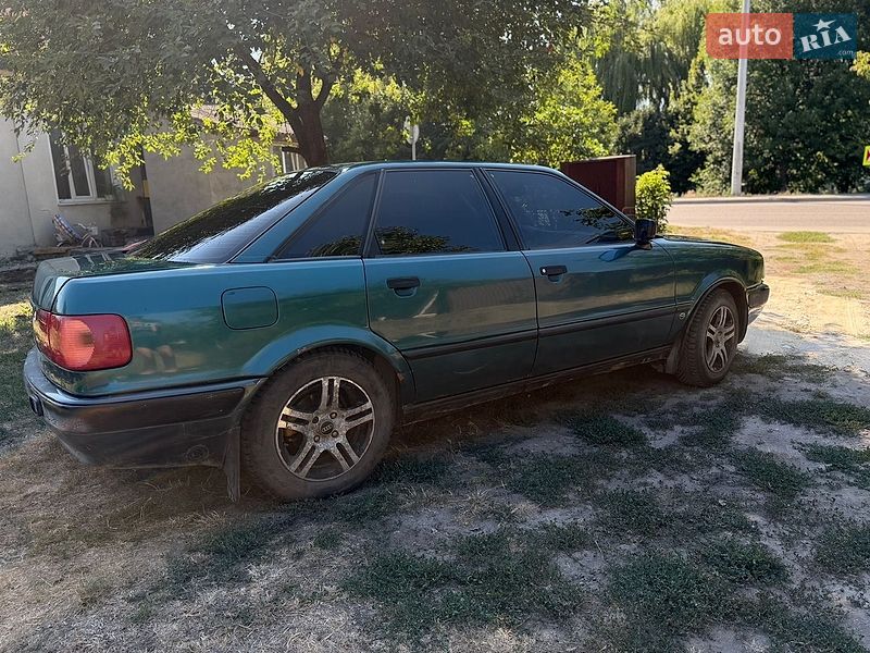 Седан Audi 80 1992 в Кременці