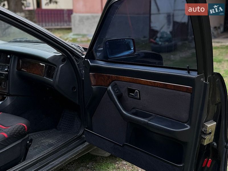 Седан Audi 80 1994 в Подволочиске