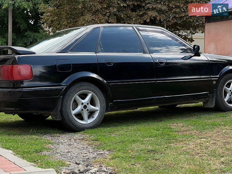 Седан Audi 80 1994 в Подволочиске