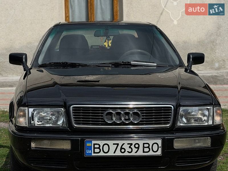 Седан Audi 80 1994 в Подволочиске
