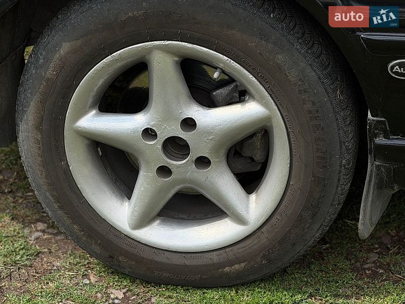 Седан Audi 80 1994 в Подволочиске