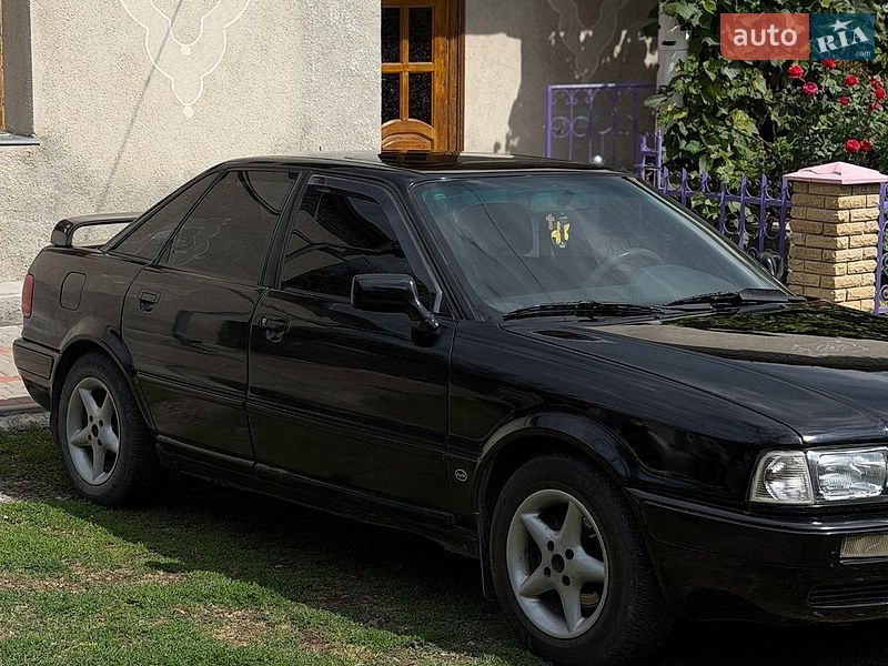 Седан Audi 80 1994 в Подволочиске