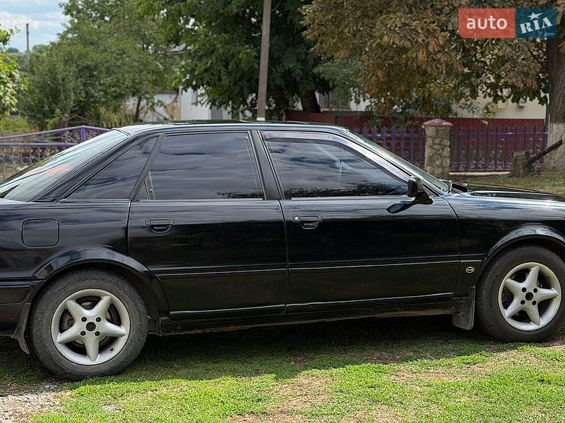 Седан Audi 80 1994 в Подволочиске