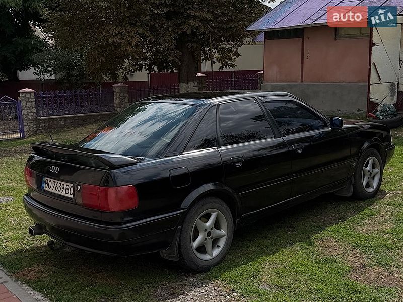 Седан Audi 80 1994 в Подволочиске