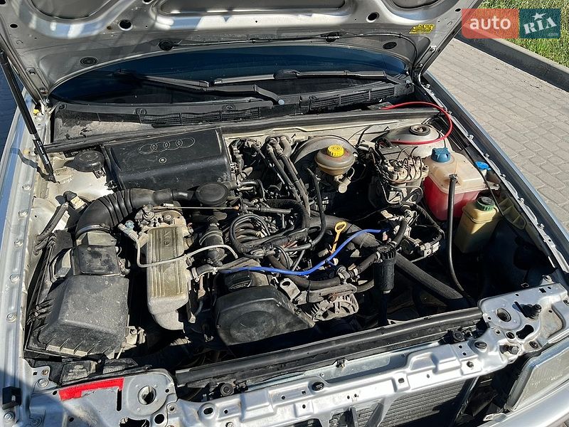 Седан Audi 80 1994 в Львове