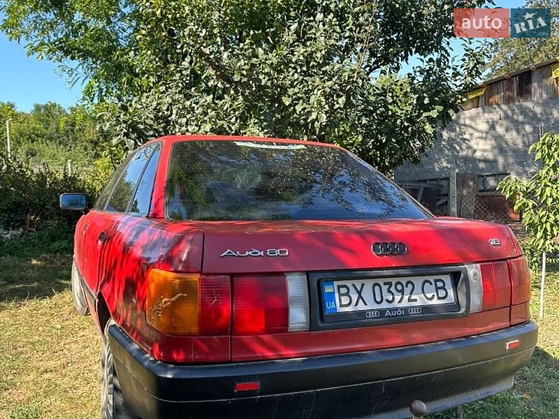 Седан Audi 80 1987 в Чемеровцах
