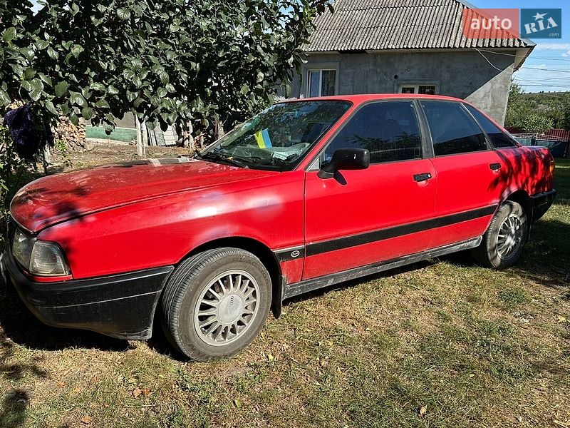 Седан Audi 80 1987 в Чемеровцах