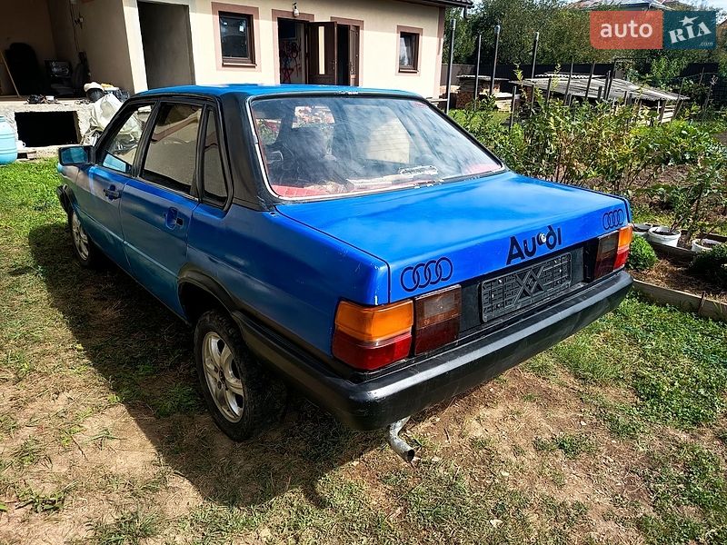 Седан Audi 80 1985 в Чернівцях