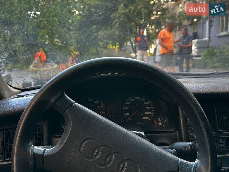 Седан Audi 80 1990 в Києві