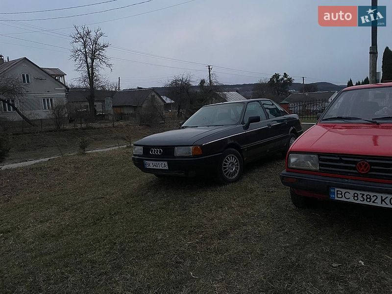 Седан Audi 80 1988 в Золочеве
