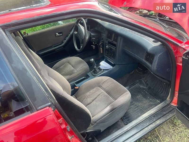 Седан Audi 80 1988 в Подвиноградове