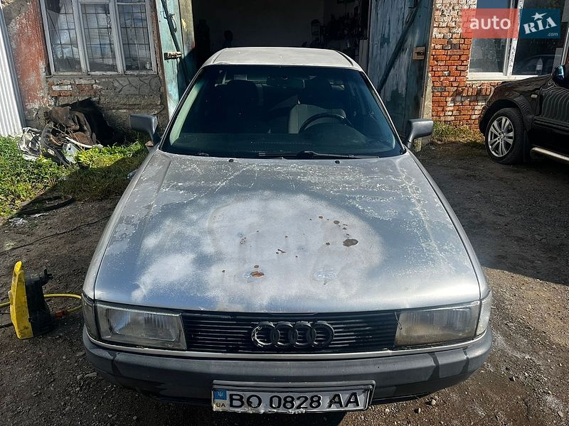 Седан Audi 80 1987 в Солотвині