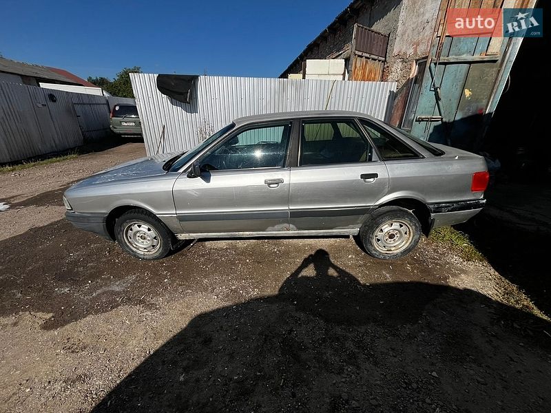 Седан Audi 80 1987 в Солотвині