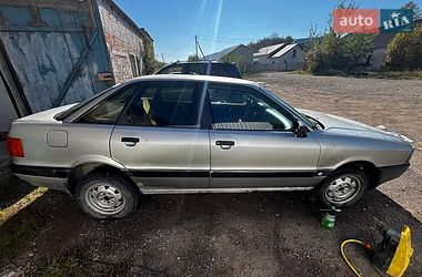 Седан Audi 80 1987 в Солотвині