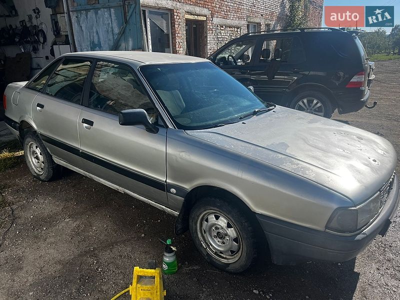 Седан Audi 80 1987 в Солотвині