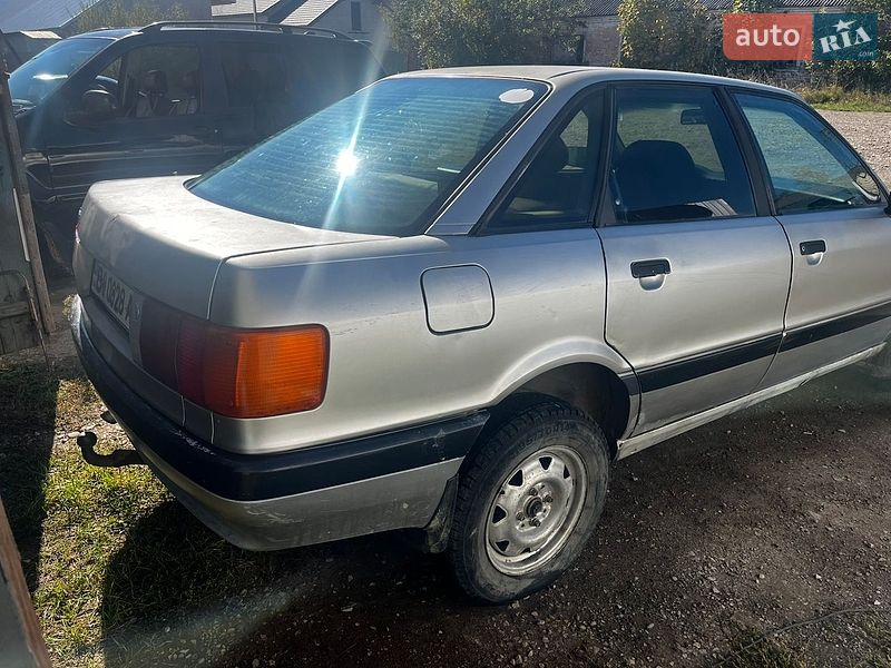 Седан Audi 80 1987 в Солотвині