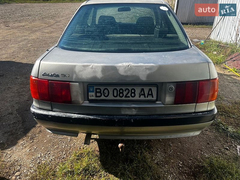 Седан Audi 80 1987 в Солотвині