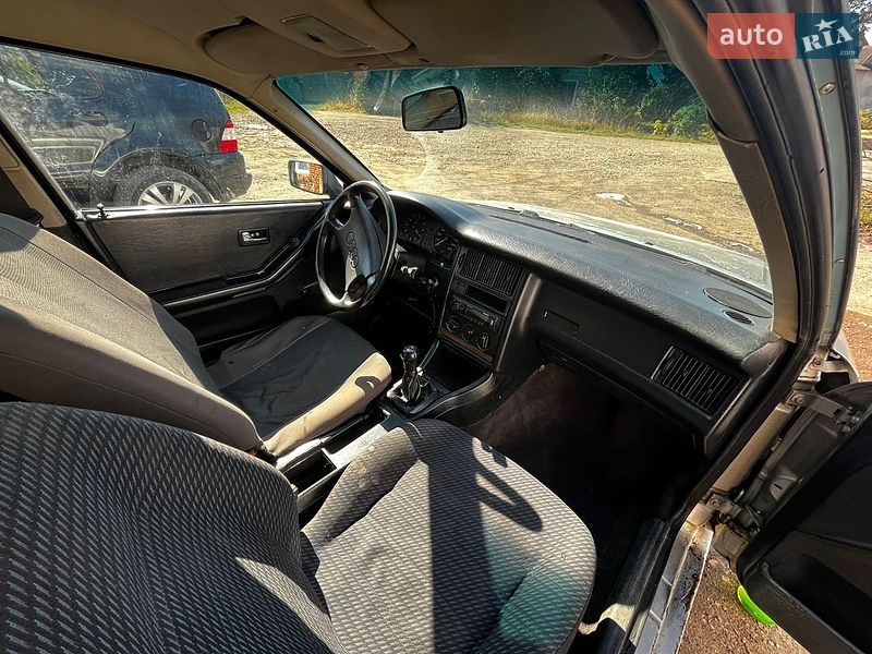 Седан Audi 80 1987 в Солотвині