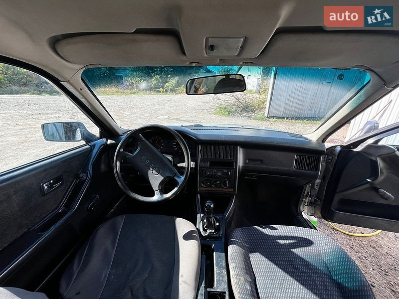 Седан Audi 80 1987 в Солотвині