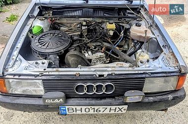 Седан Audi 80 1985 в Одессе