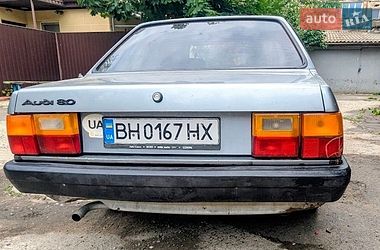 Седан Audi 80 1985 в Одессе